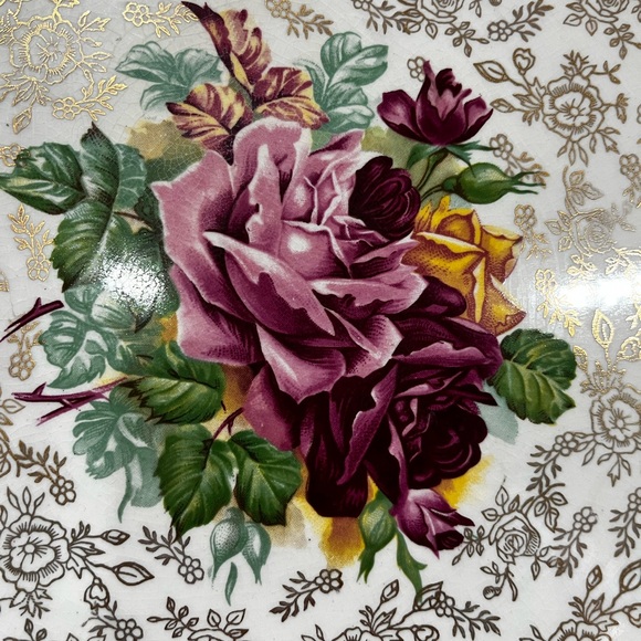 Old Foley 5308 Scalloped Dinner Plate - Picture 2 of 3